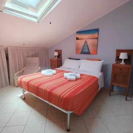 Sicilia, Mansarda Le Due Terrazze Apartment Mascali