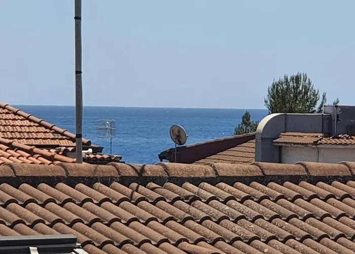 Sicilia, Mansarda Le Due Terrazze Apartment